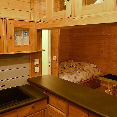 F1 Entier Cosy Style Chalet Montgeron, Proche Paris Екстер'єр фото